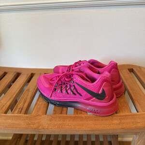 Nike Pink Athletic Shoes